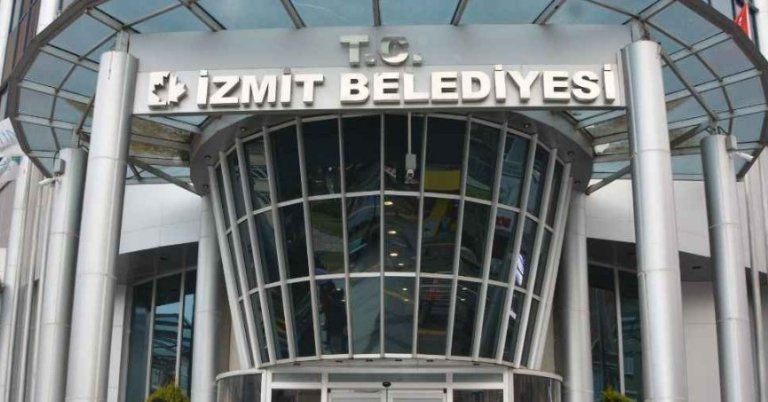 İzmit Belediyesi'nden açıklama: Vefat bilgileri iletilmiyor!