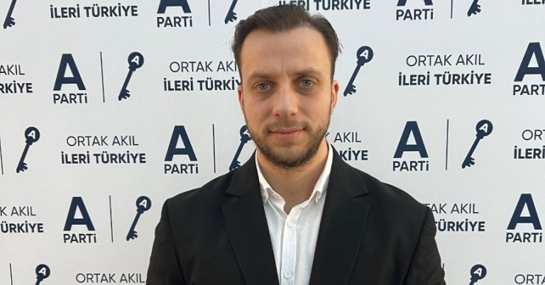 Anahtar Parti’de İzmit Gençlik Kolları Başkanı belli oldu