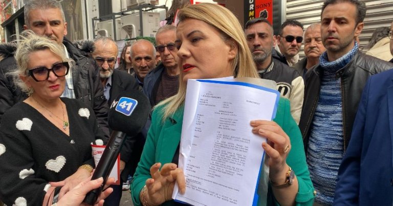 Hürriyet: Sahte diplomalı AKP'li vekilin gelini dışarıda, İmamoğlu içerde