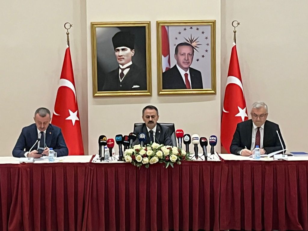 Derince’de 3 Blok Yıkılacak, Hizmet Devam Edecek!
