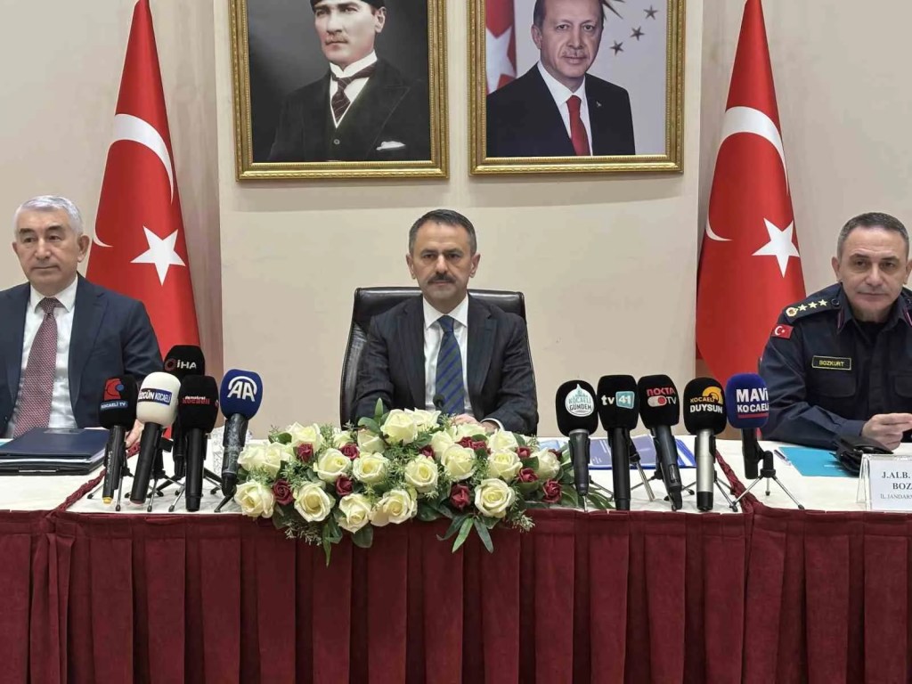 Kocaeli'de Binlerce Hükümlü Yakalandı