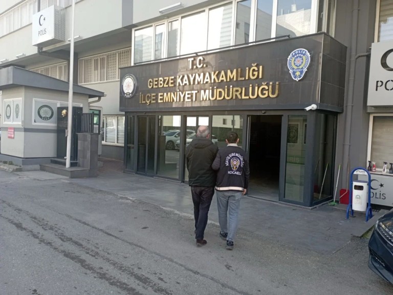 Gebze’de dolandırıcılık hükümlüsü yakalandı