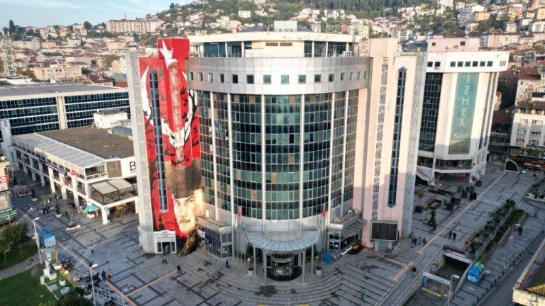 İzmit Belediyesi su sporları eğitmeni alımı