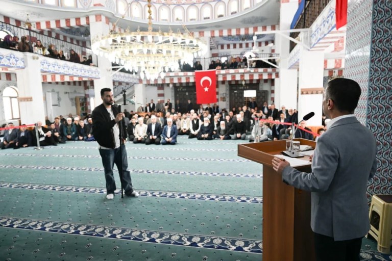 Vali Aktaş, Hafızlık İcazet Törenine Katıldı