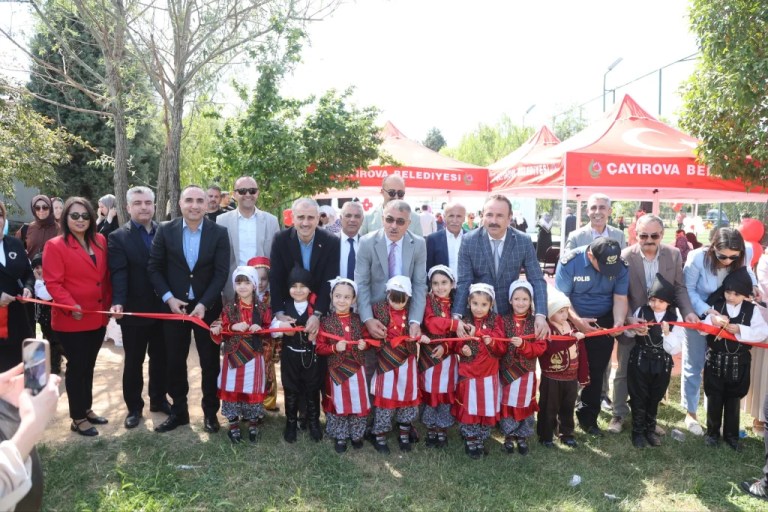 Çayırova’da Geleneksel Çocuk Oyunları Şenliği