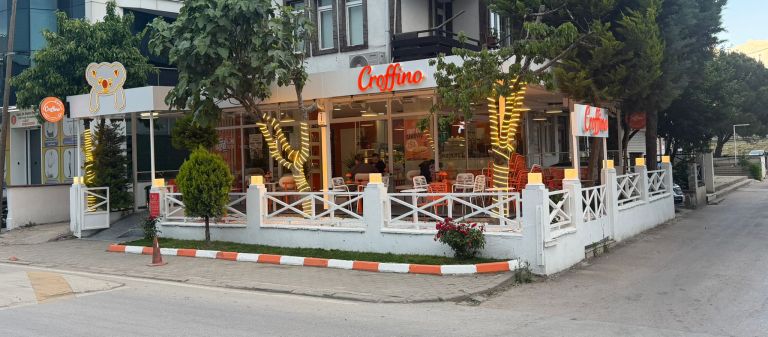 İzmit’te Yeni Nesil Lezzet Noktası: CROFFINO Açıldı