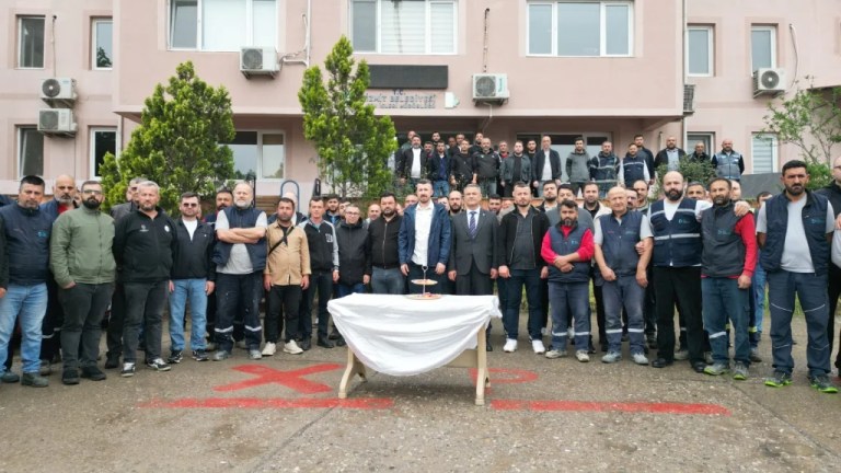 İzmit’te Başkan Yardımcısı Obuz’dan bayram ziyareti