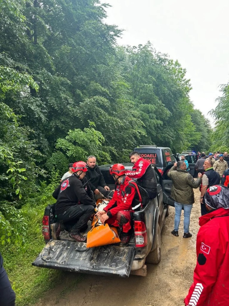 ATV ile dereye düşen anne-oğul yaşamını yitirdi!