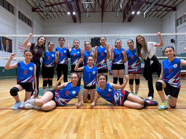 Körfez GB Voleybol Ligi’nde namağlup ilerliyor