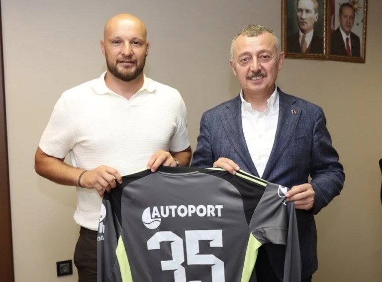 Büyükakın’dan Kaptan Gökhan Değirmenci’ye veda