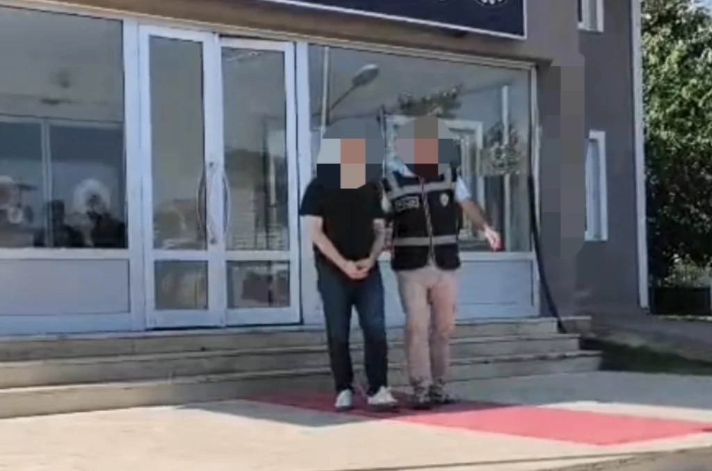 Başiskele’de firari yakalandı!
