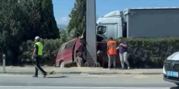 Kartepe’de feci kaza: 1 ölü, 2 yaralı!