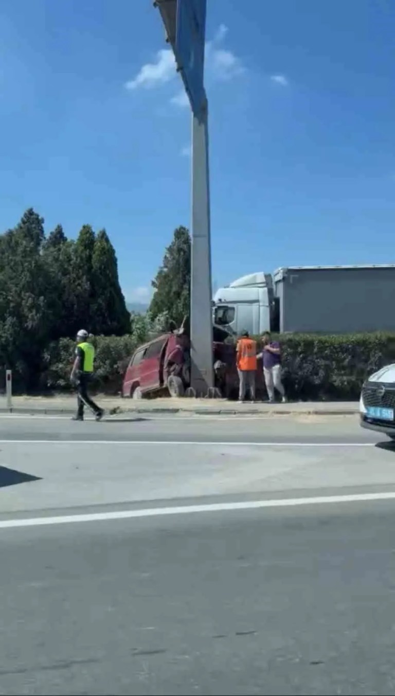 Kartepe’de feci kaza: 1 ölü, 2 yaralı!
