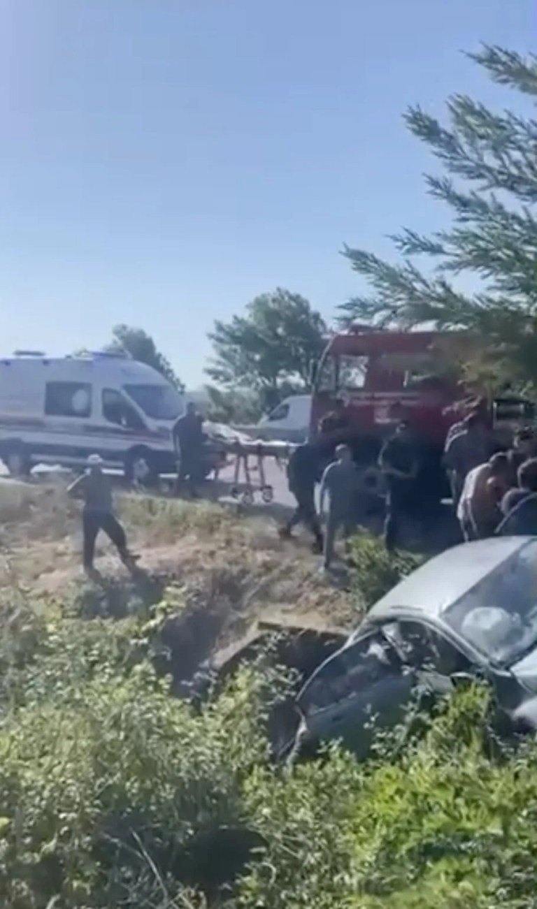 Anne ve kızı son yolculuğuna uğurlandı!