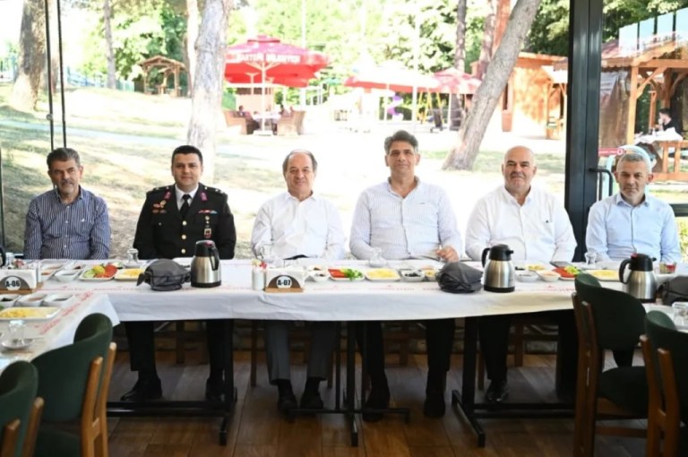 Komutan Bakır’a Veda ve Teşekkür Töreni