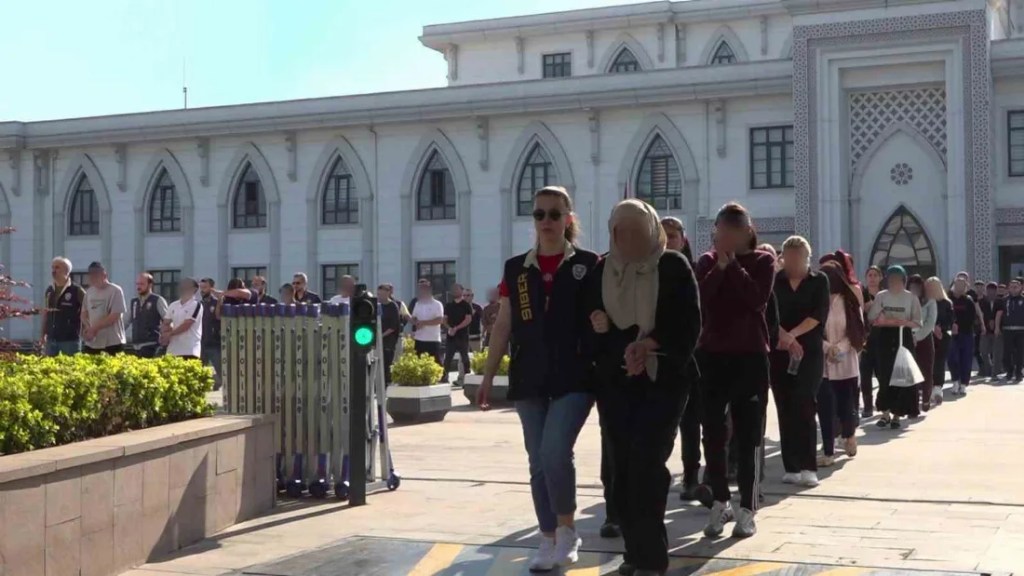 6,6 milyar liralık yasa dışı bahis operasyonu!