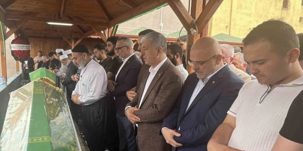 Baba ve oğul kazada can verdi!