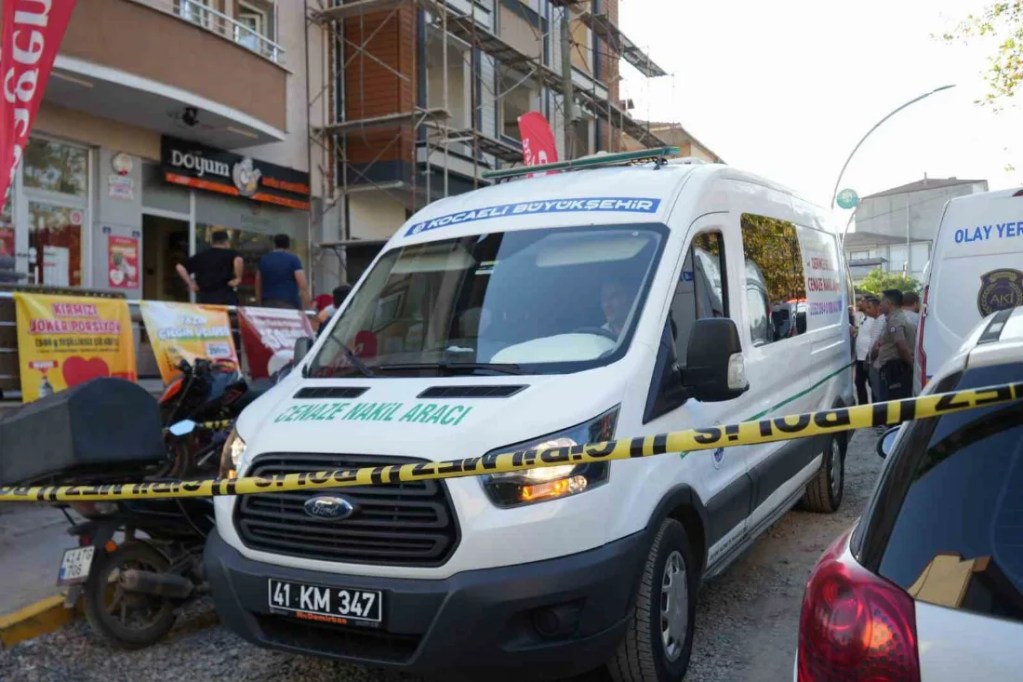 İskeleden düşen işçi yaşamını yitirdi!