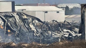 Kimya fabrikasında yangın: 2 işçi yaralandı!