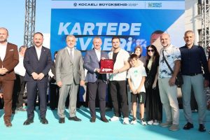 Büyükşehir 144 aileyi daha ev sahibi yaptı
