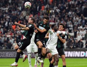 Beşiktaş ile Kocaelispor 43. randevuda