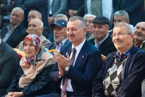 Büyükakın: Biz büyüklerimizi sayarak büyüdük