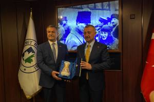Büyükakın’dan İzmit’e iadeyi ziyaret