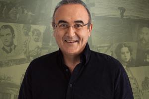 Sunay Akın, “Cumhuriyete Giden Yol” gösterisiyle İzmitlilerle buluşacak